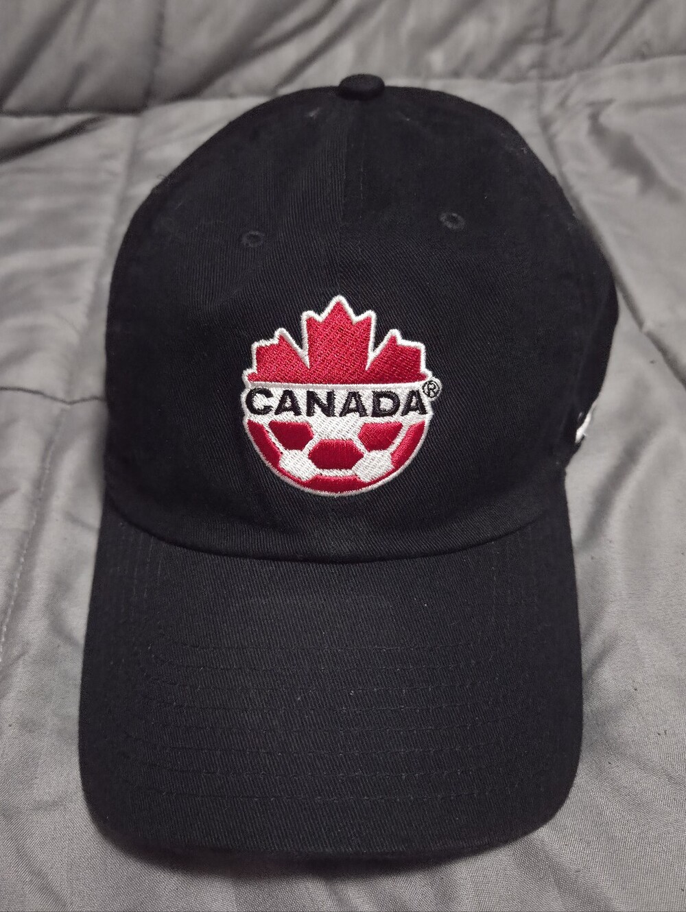 Nike Canada Soccer Club Adult Cap